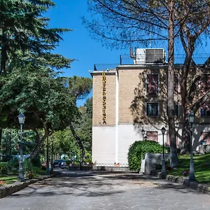 Отель Santa Prisca, Рим
